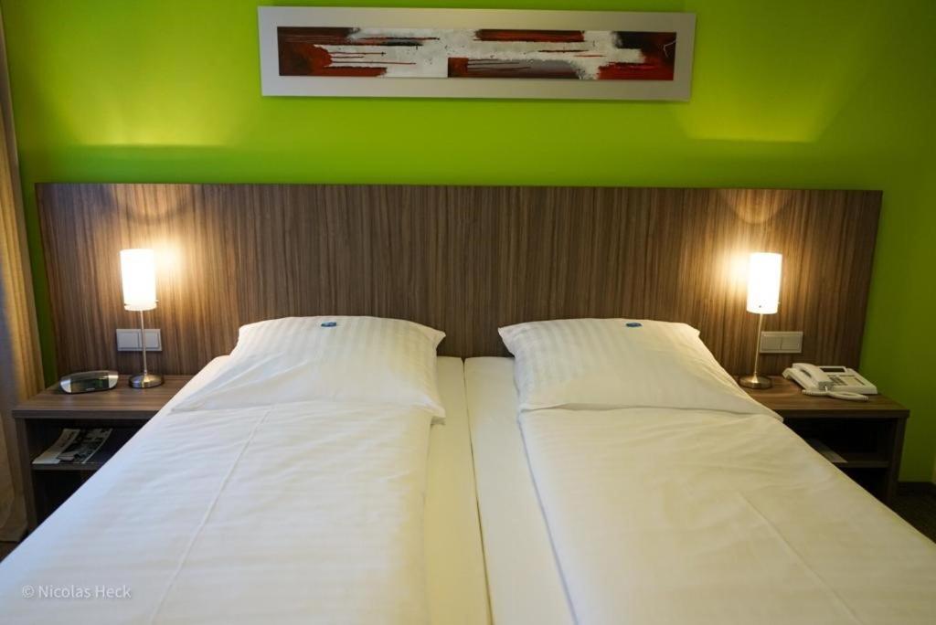 Hotel Ambiente Walldorf Βάλντορφ Εξωτερικό φωτογραφία