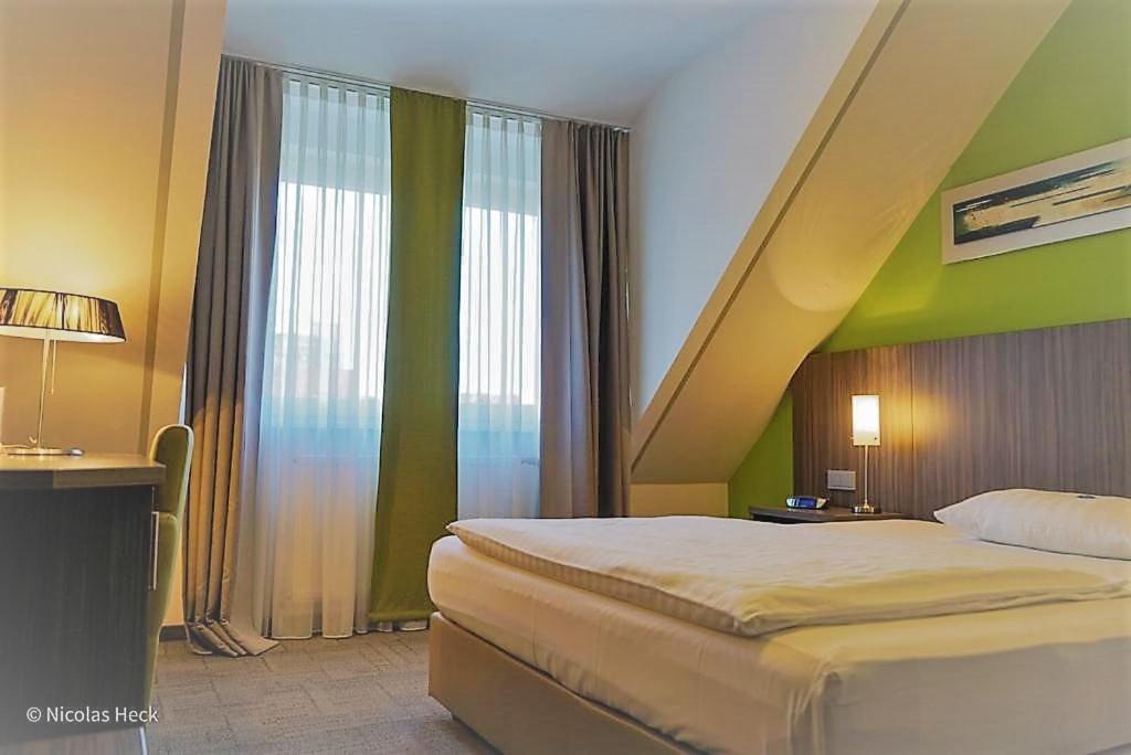 Hotel Ambiente Walldorf Βάλντορφ Εξωτερικό φωτογραφία