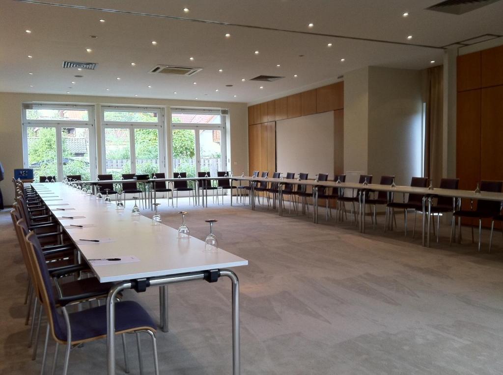 Hotel Ambiente Walldorf Βάλντορφ Εξωτερικό φωτογραφία